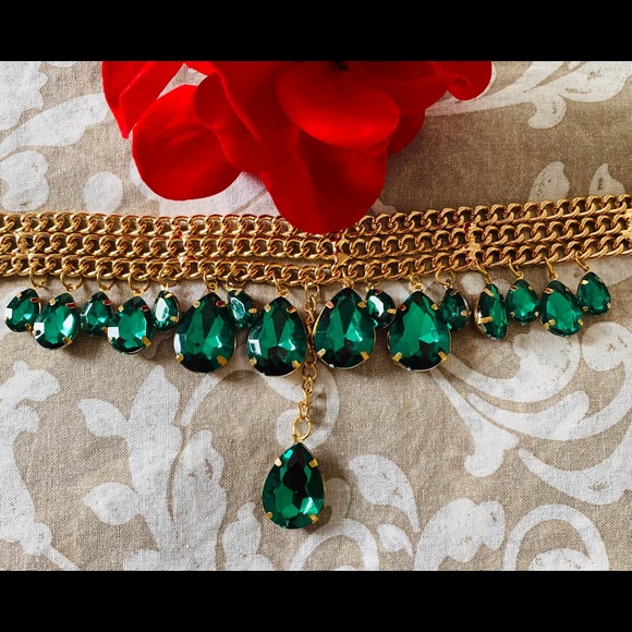 EMERALD GREEN CHOKER NECKLACE - Picture 1 of 2